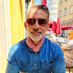 Meet your Posher, Bill